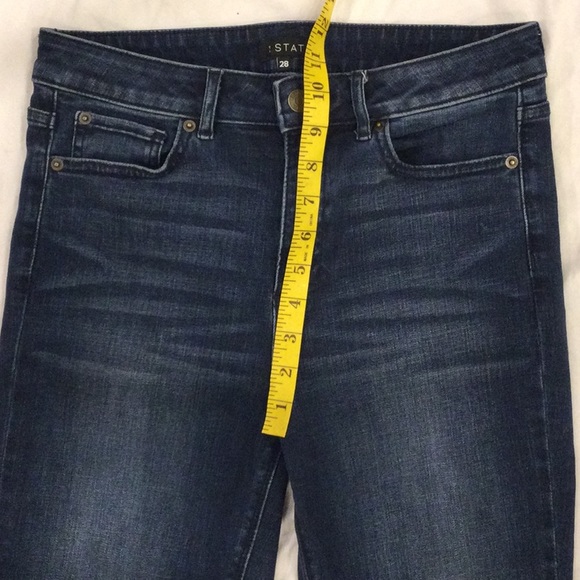 1. State Frayed Tulip Fringed Back Hem Crop Jeans Size 28 - Picture 3 of 10